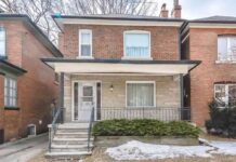 96 år gammel kvinne ønsker å selge huset sitt: Eiendomsmegleren mister hodet når han åpner døren